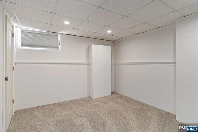 Building Photo - 9 McKinley Pl