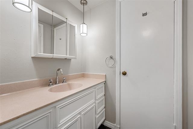 Building Photo - 4420 Harlanwood Dr