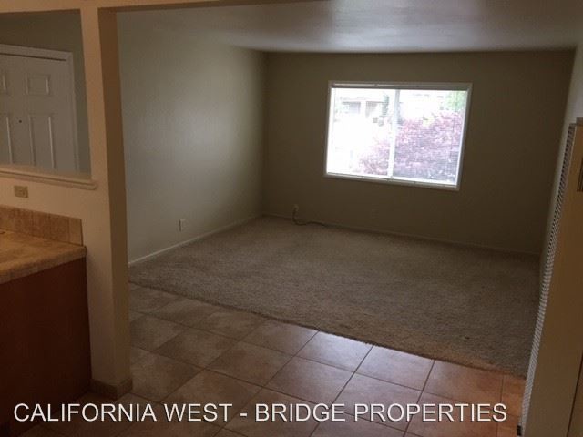 Building Photo - 2 br, 1 bath Apartment - 284 N. Chorro