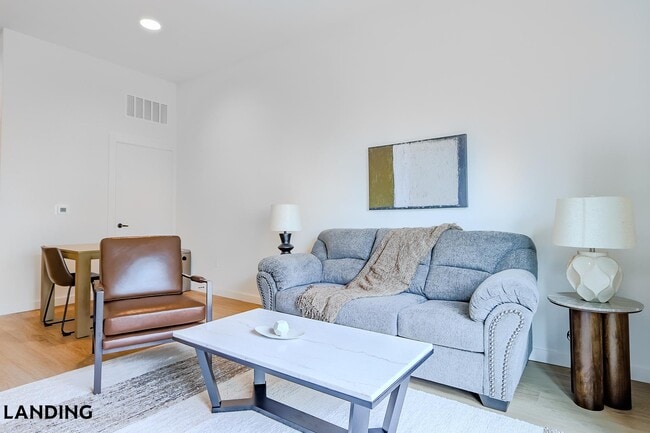 Building Photo - 2623 Keene St