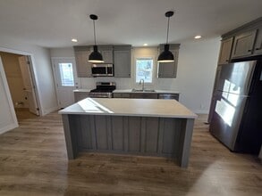 Building Photo - 175 N Michigan Ave