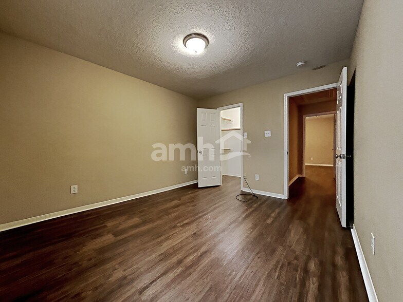 Building Photo - 2311 Stiller Ridge Way