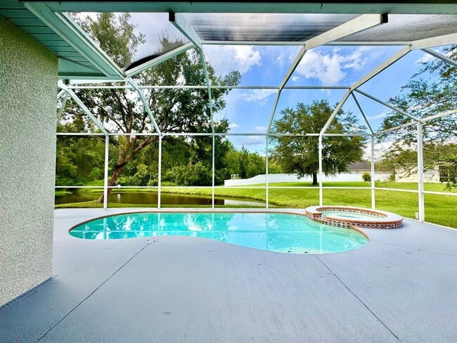 Building Photo - 18205 Fall Creek Dr