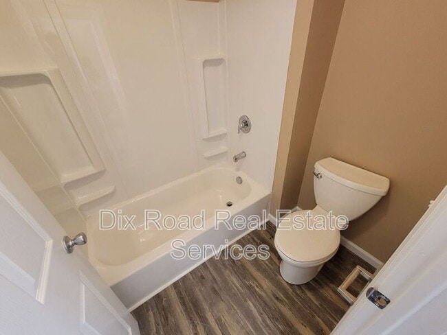 Building Photo - 268 Timber Hill Dr