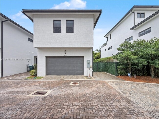 Building Photo - 8222 NW 51st Terrace