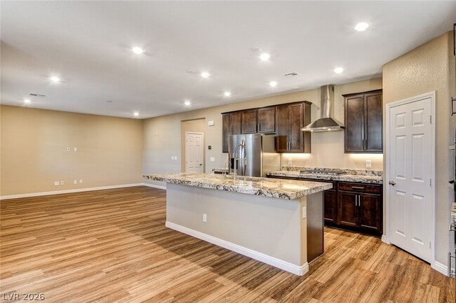 Building Photo - 888 Haven Oaks Pl