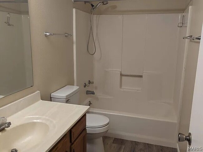 Building Photo - 48 Ramona Dr