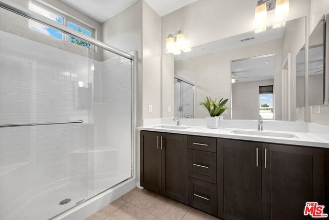 Building Photo - 746 Farrier Wy