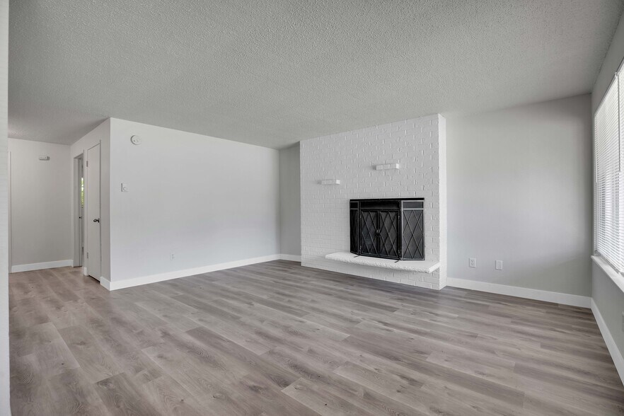 Building Photo - Shenandoah Gardens Apartments