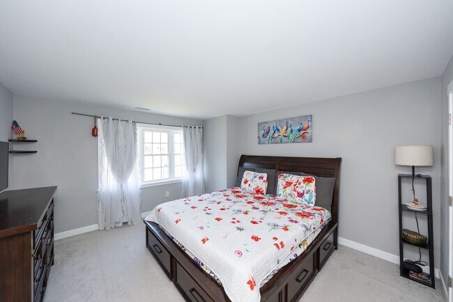 Building Photo - 18 Craftsman Ct