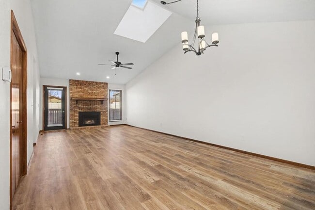 Building Photo - 3089 Aspen Dr