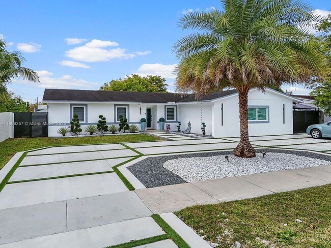 Building Photo - 7324 SW 134th Ct