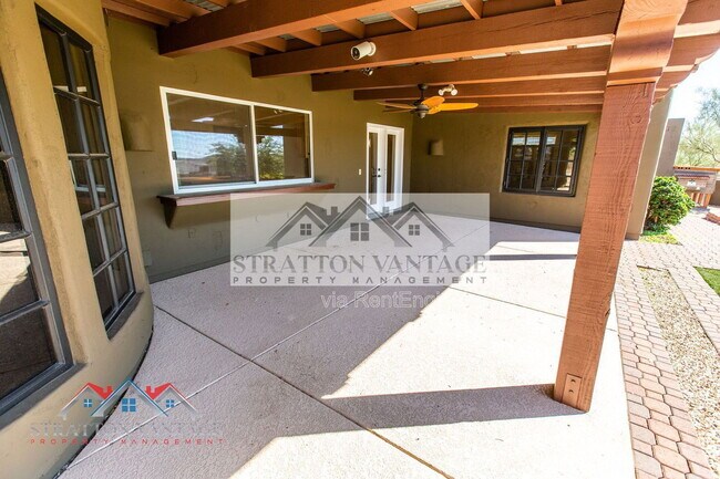 Building Photo - 39614 N 7th St