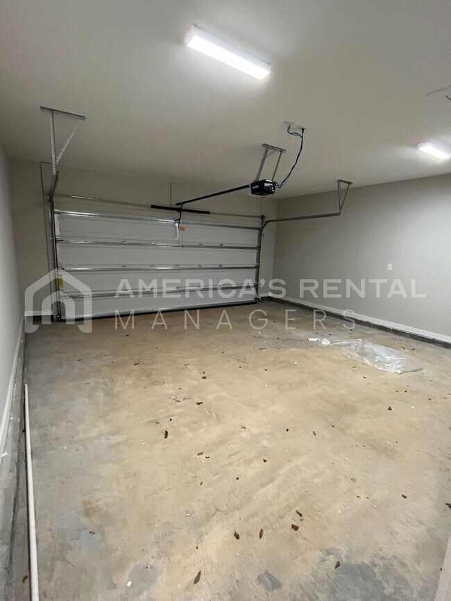 Building Photo - Home for Rent in Foley, AL!!! Available to...