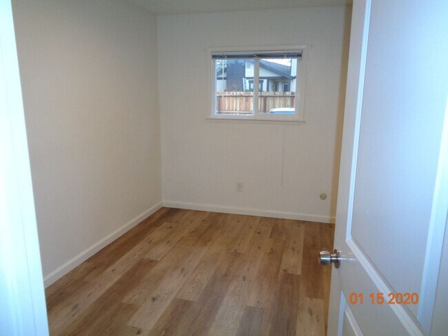Building Photo - 7101 Avenida Cala