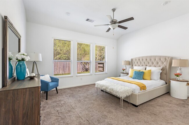 Building Photo - 1650 Chart Dr