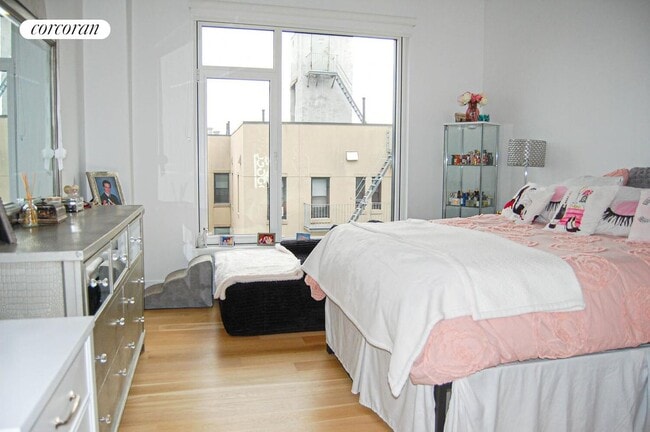 Building Photo - 133 Beach 116th St
