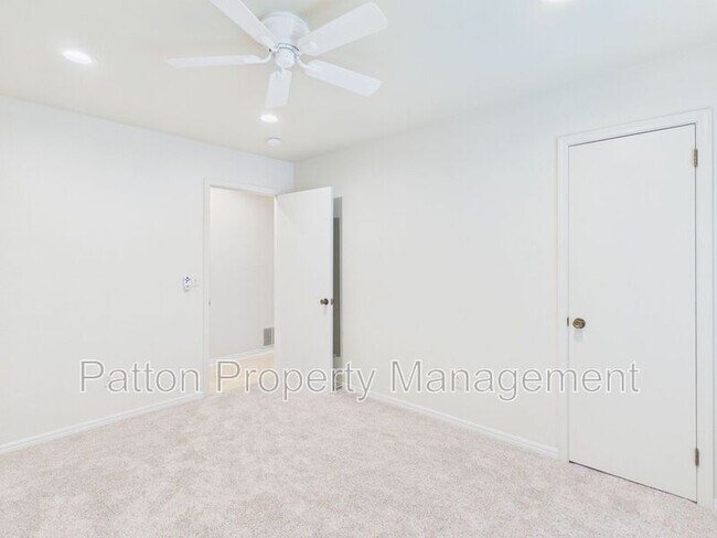 Building Photo - 6810 Montague Dr