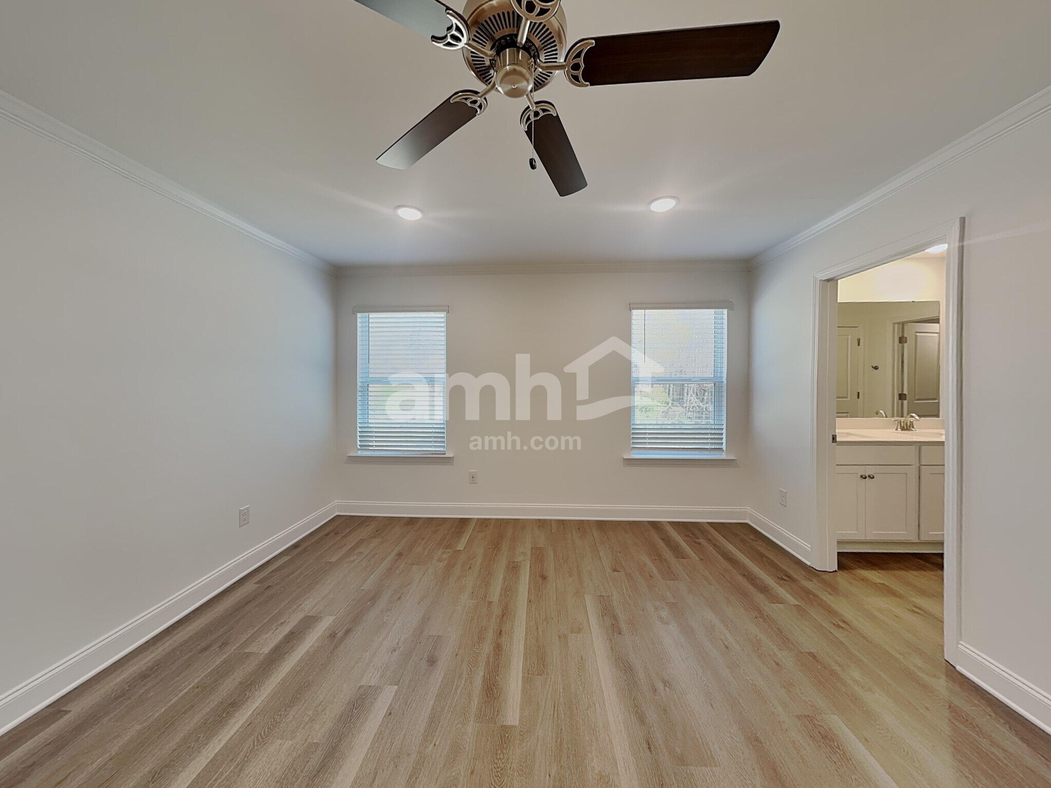 Building Photo - 1203 Livengood Wy