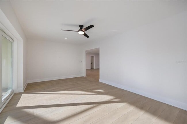 Building Photo - 470 Leger Dr