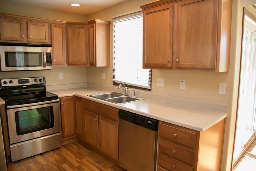 Building Photo - 8100 Old Highway Rd