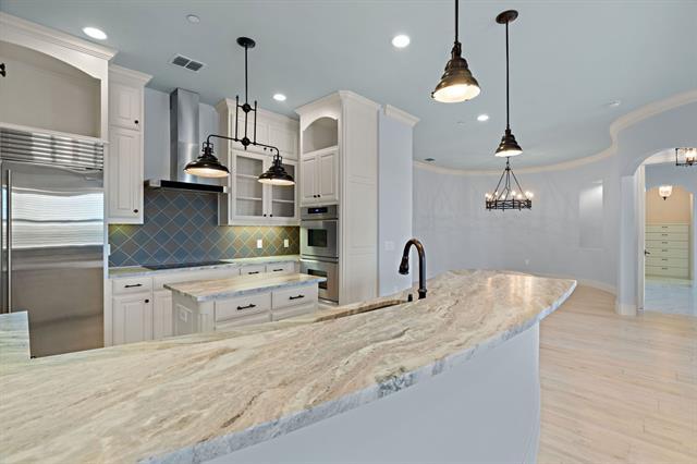 Building Photo - 6675 Mediterranean Dr