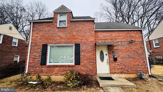 Building Photo - 1111 Dennis Ave