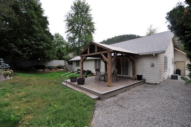 Building Photo - Best Hill Meadows Community- 3 bed 2 bath ...
