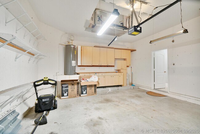 Building Photo - 6020 Spring Lake Terrace