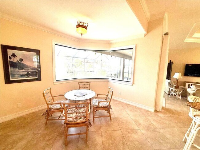 Building Photo - 2736 Magdalina Dr