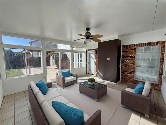 Building Photo - 1713 River Birch Dr