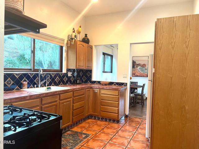 Building Photo - 1450 Topa View Terrace