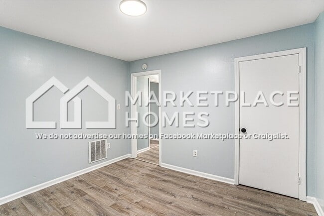 Building Photo - 9206 Blackwell St