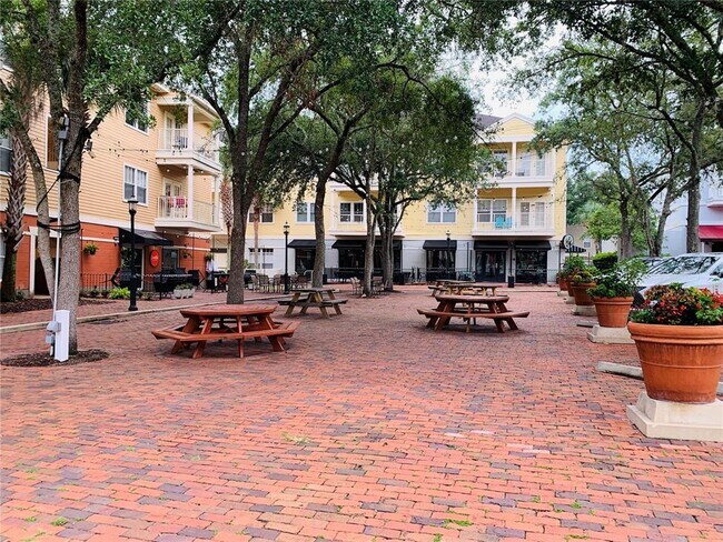 Building Photo - 5211 SW 91st Terrace