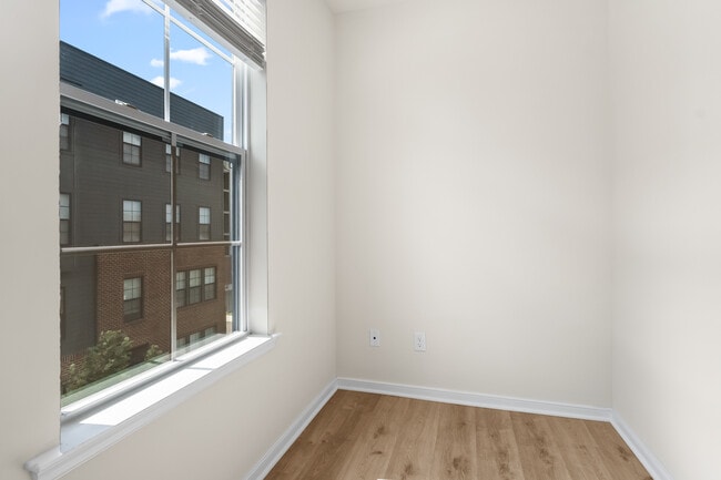 Building Photo - 2406 Ownby Ln