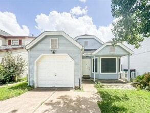 Building Photo - 18579 N Lyford Dr