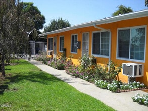 Building Photo - 9501 Steele St