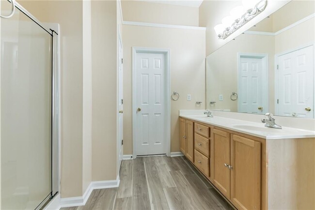 Building Photo - 2620 Avery Park Cir