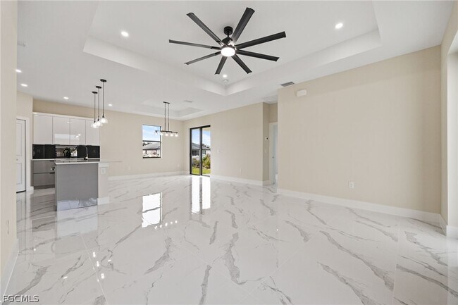 Building Photo - 2713 25th St SW