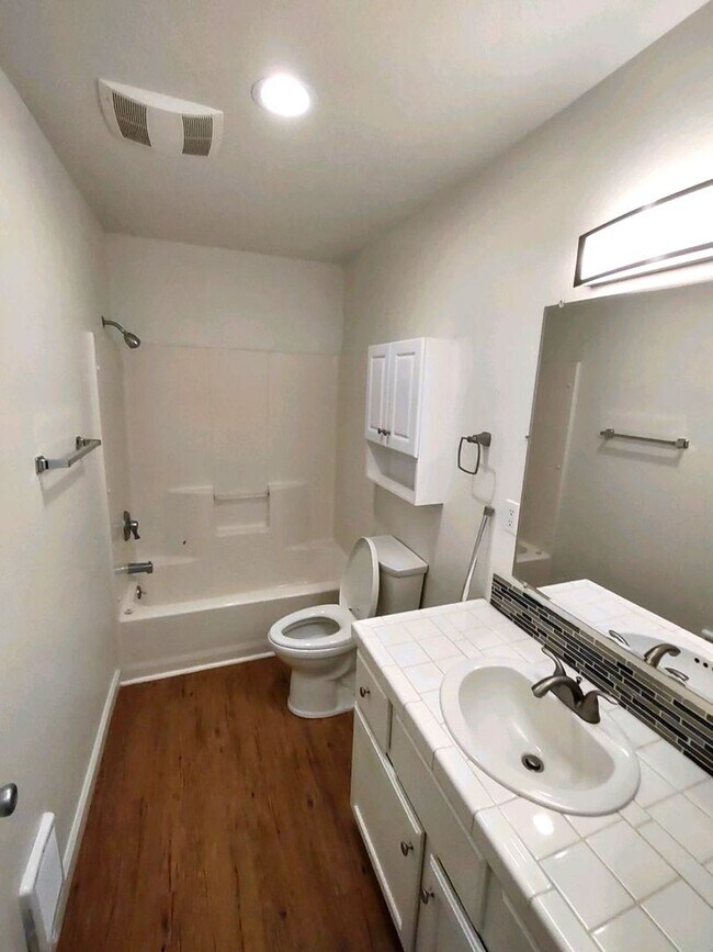 Building Photo - 202 Rock Clam St SW