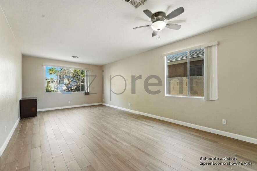 Building Photo - 6841 S 26th Pl