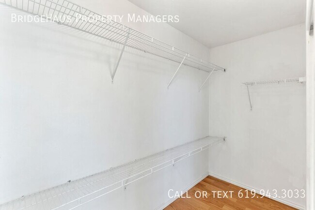 Building Photo - 958 Mendocino Dr