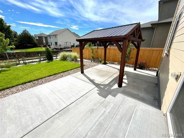 Building Photo - 10848 Hayloft St