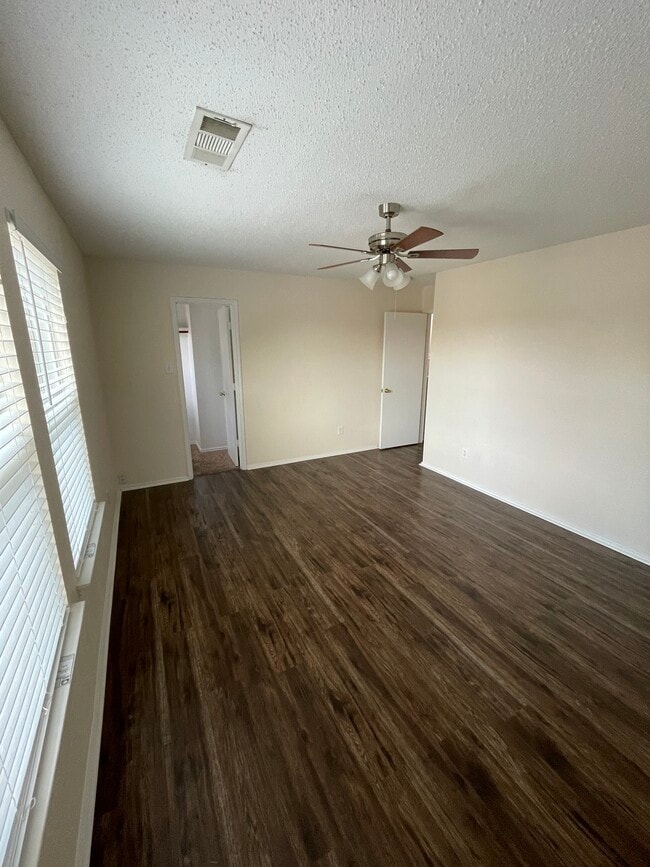 Building Photo - 2403 Silverado Trail