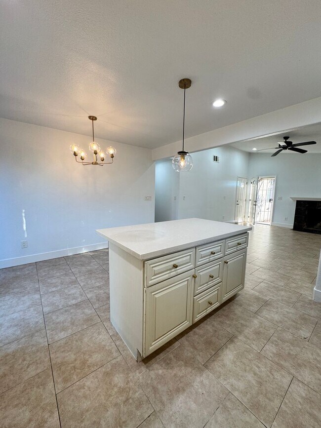 Building Photo - 3/2 home