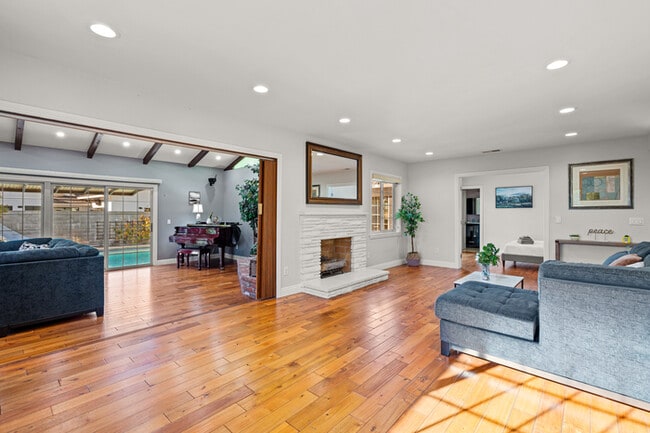 Building Photo - Luxury Estate with Sparkling Pool & Elegant Amenities