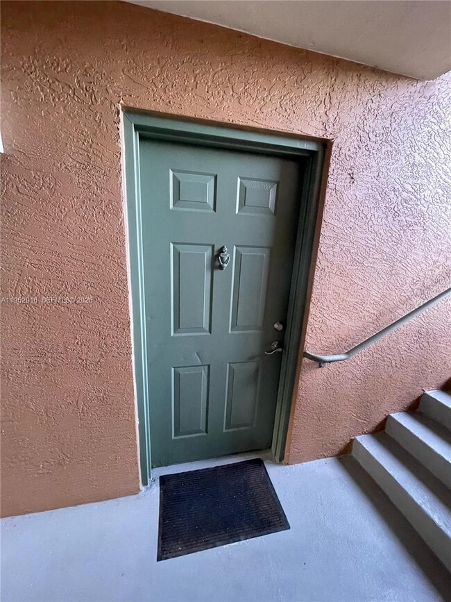 Building Photo - 4840 N State Rd 7