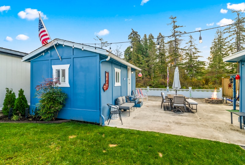 Building Photo - 7376 Birch Bay Dr