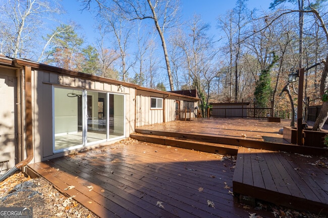 Building Photo - 3926 Clubland Dr