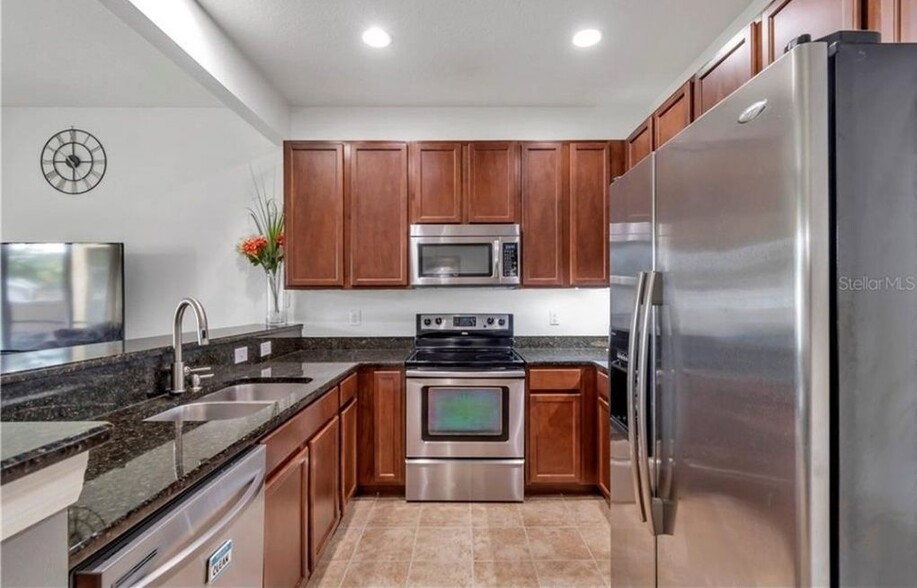 Modern Kitchen with Storage - 6839 46th Ln N